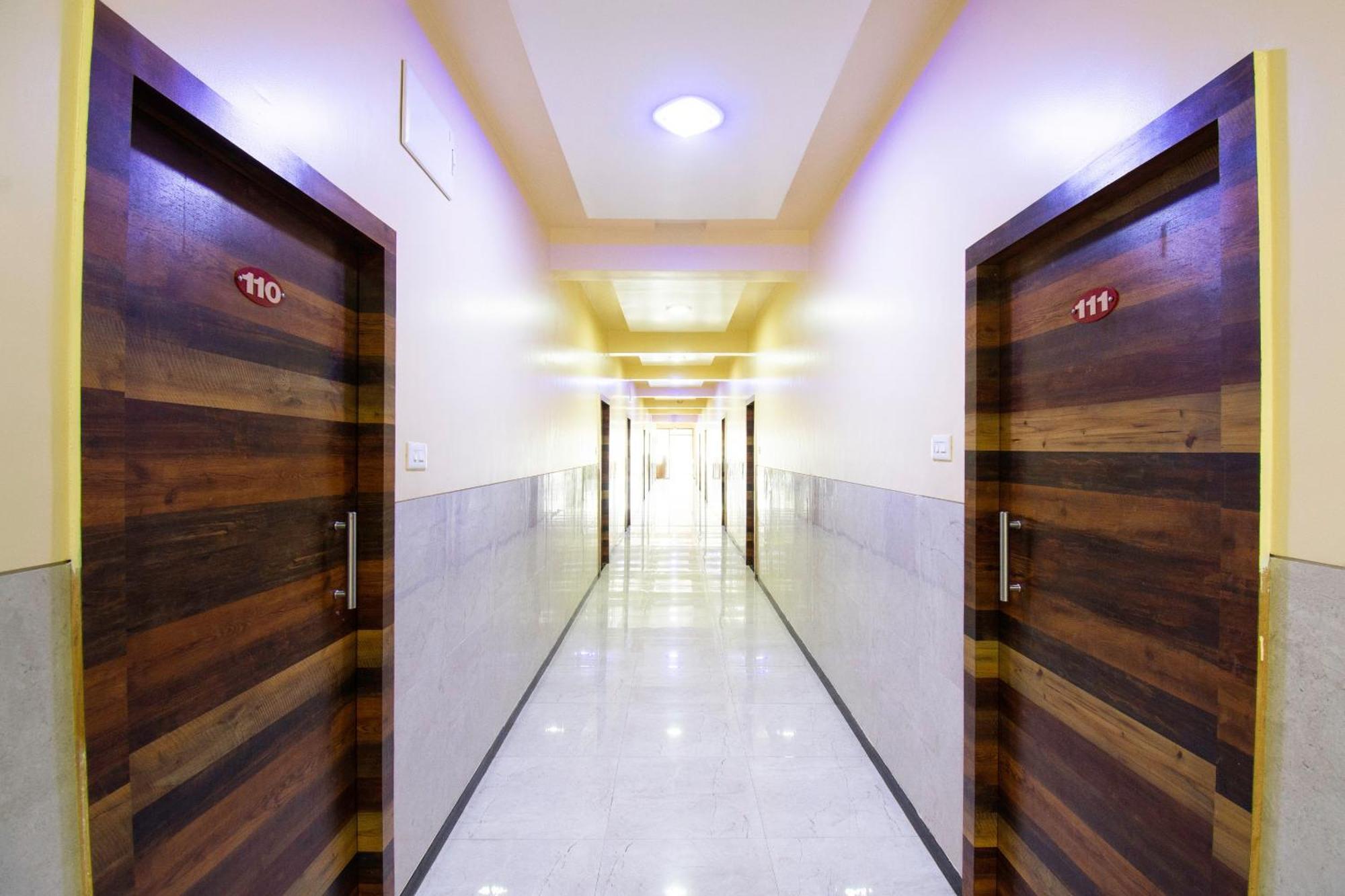 Hotel O Hari Vitthala Palace Sonai Экстерьер фото